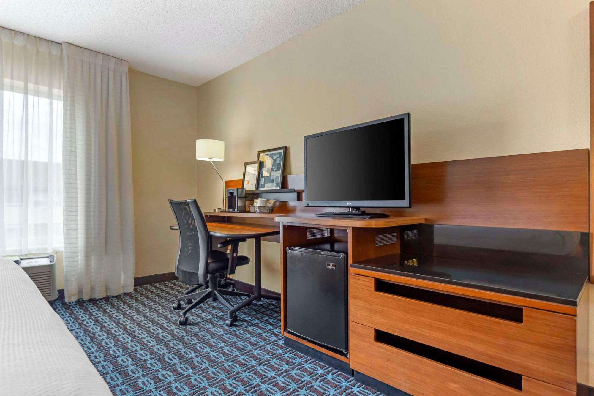 Comfort Inn & Suites Green Bay Stadium Area Exterior foto