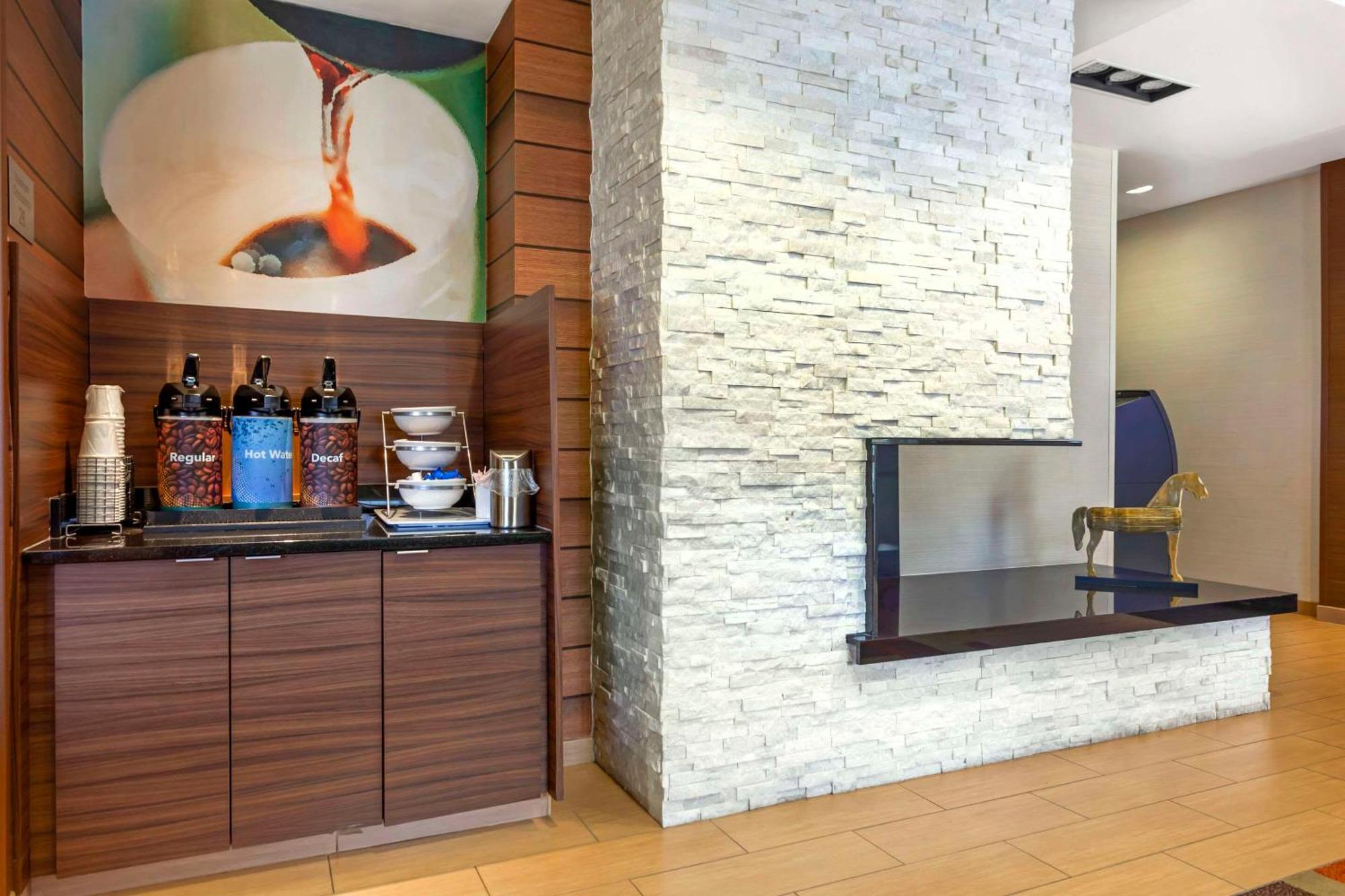 Comfort Inn & Suites Green Bay Stadium Area Exterior foto