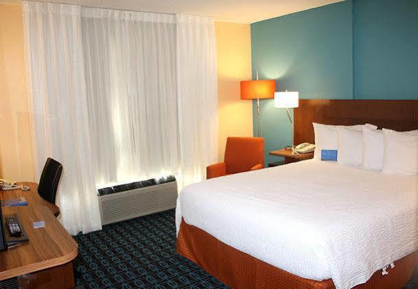 Comfort Inn & Suites Green Bay Stadium Area Exterior foto